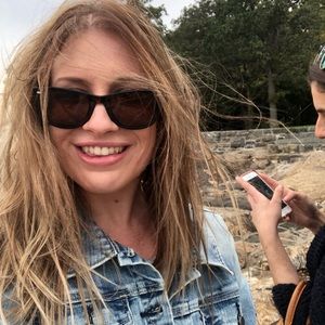 Meet your Posher, Emma